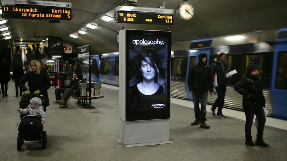 Μία «ζωντανή» διαφήμιση στο μετρό της Στοκχόλμης